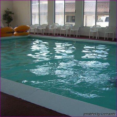 Waterfront Inn מקינאו סיטי מראה חיצוני תמונה