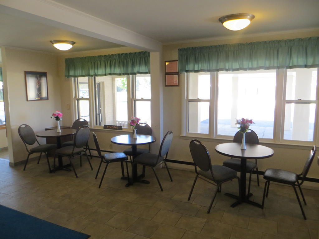 Waterfront Inn מקינאו סיטי מראה חיצוני תמונה
